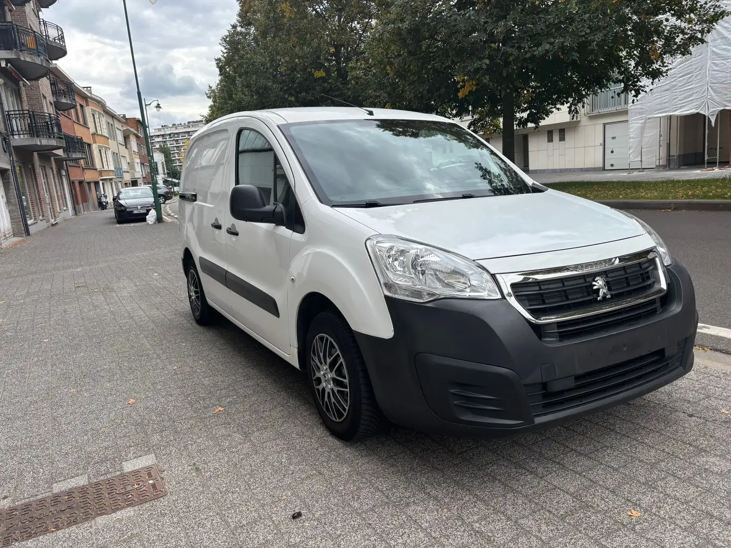 Peugeot Partner 1.6 HDi Blanc - 2