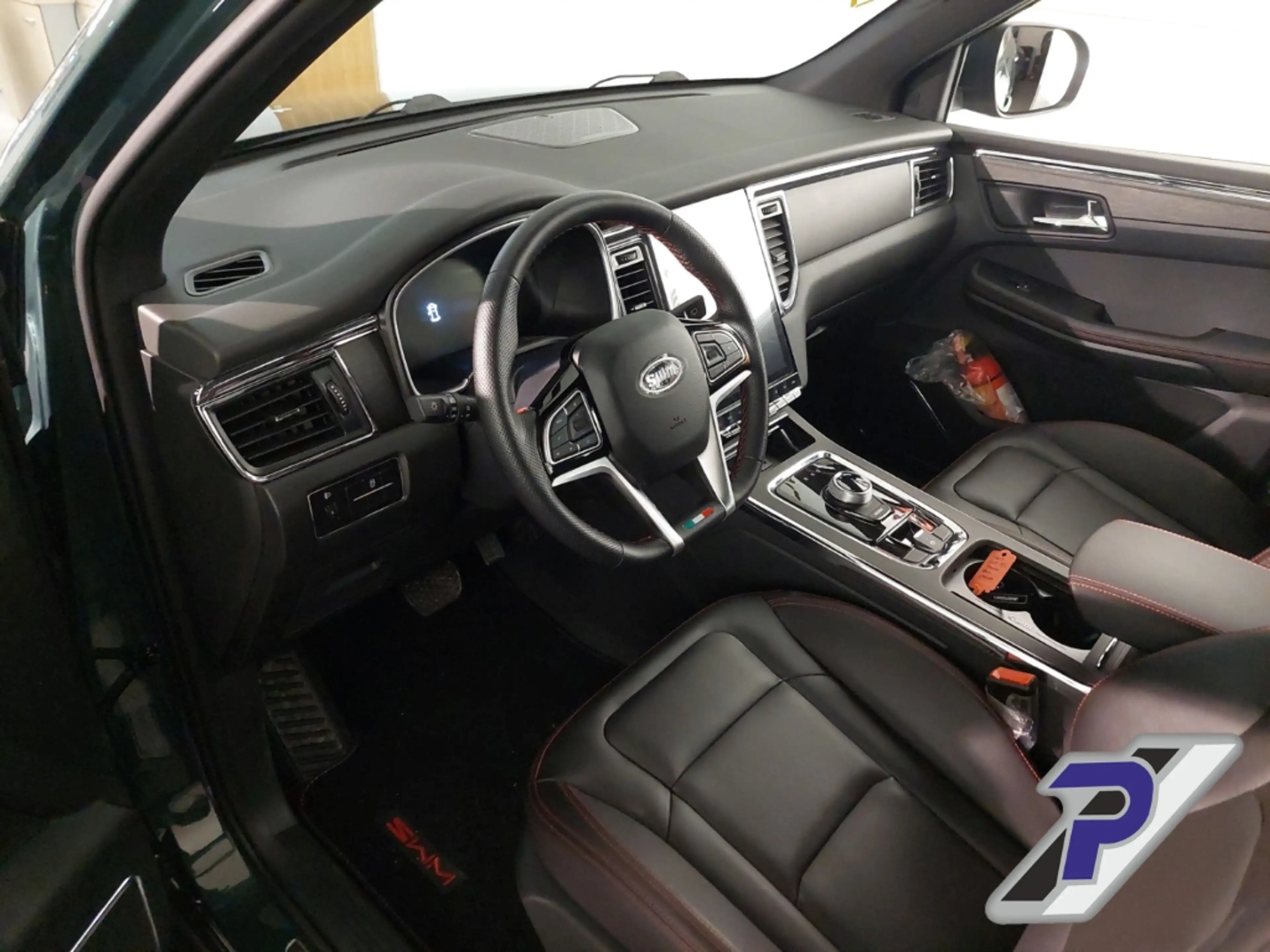 SWM G05 PRO Panorama Leder Digitales Cockpit Apple Android — photo 10