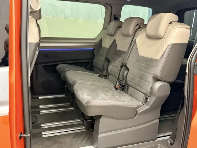 Volkswagen T7 Multivan LIFE__IQ LIGHT__eHYBRID__6 Sitzer__ Ansicht 36
