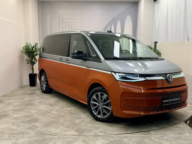 Volkswagen T7 Multivan LIFE__IQ LIGHT__eHYBRID__6 Sitzer__ Ansicht 3