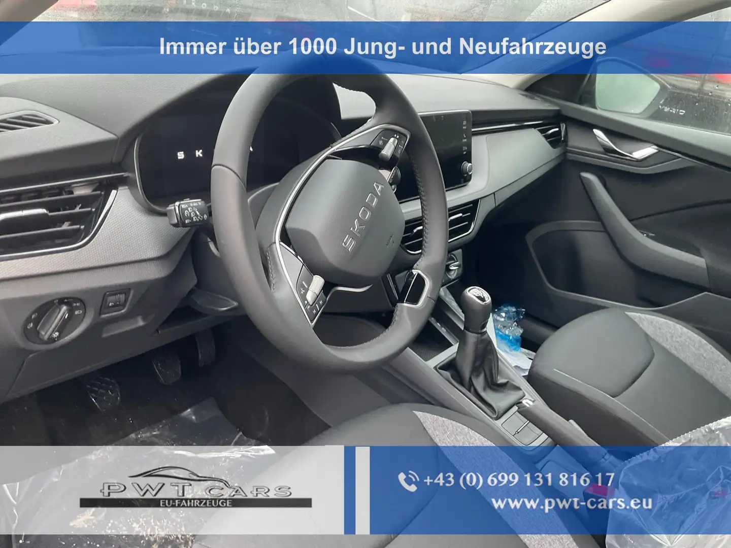 Skoda Scala Essence 1.0 TSI 130 Jahre, Sitzheizung, AppConn... Schwarz - 1