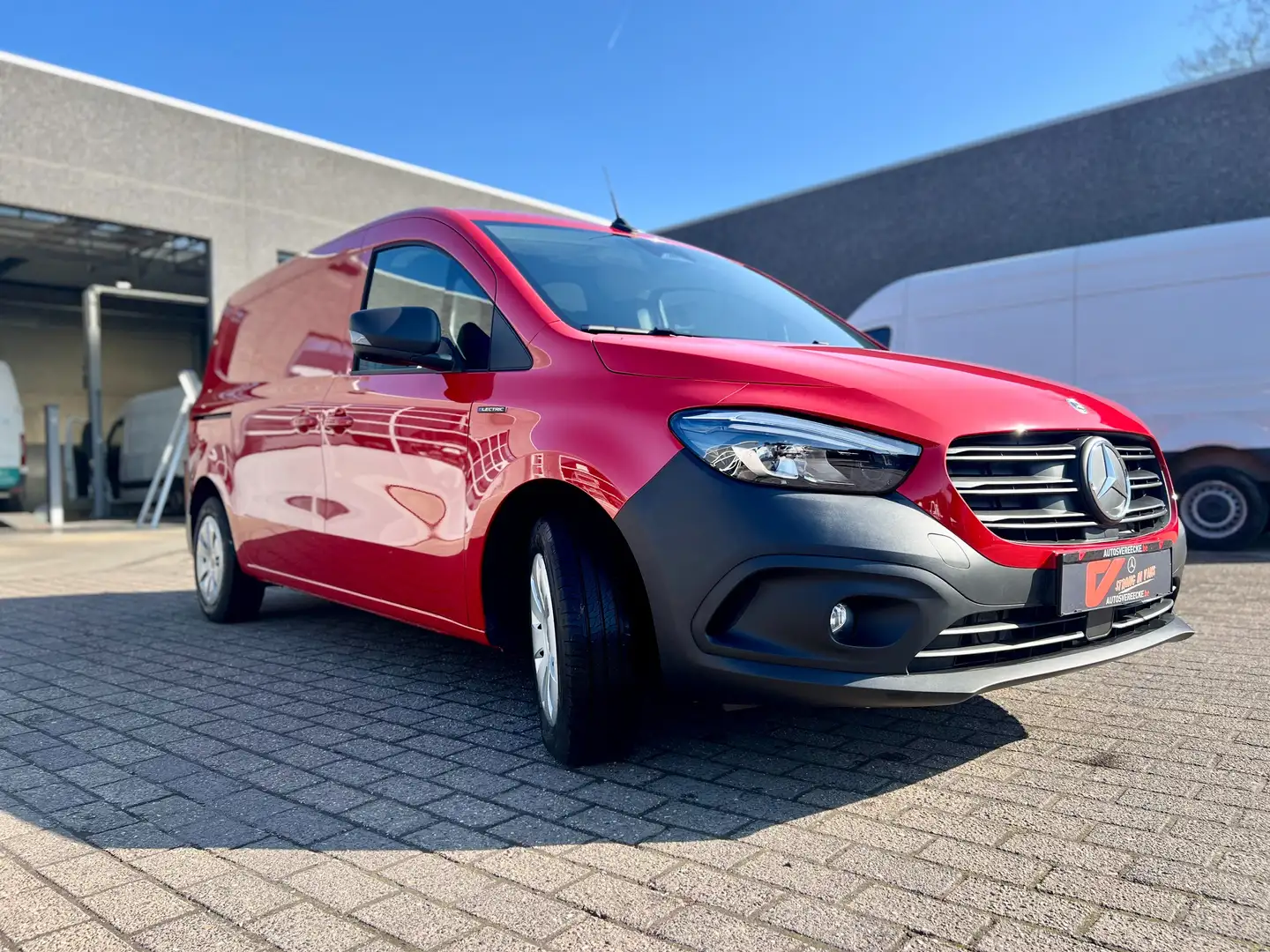 Mercedes-Benz Citan eCitan 112 Select L2 (22.500€ex) 51kWh|LED|CAM Rood - 2