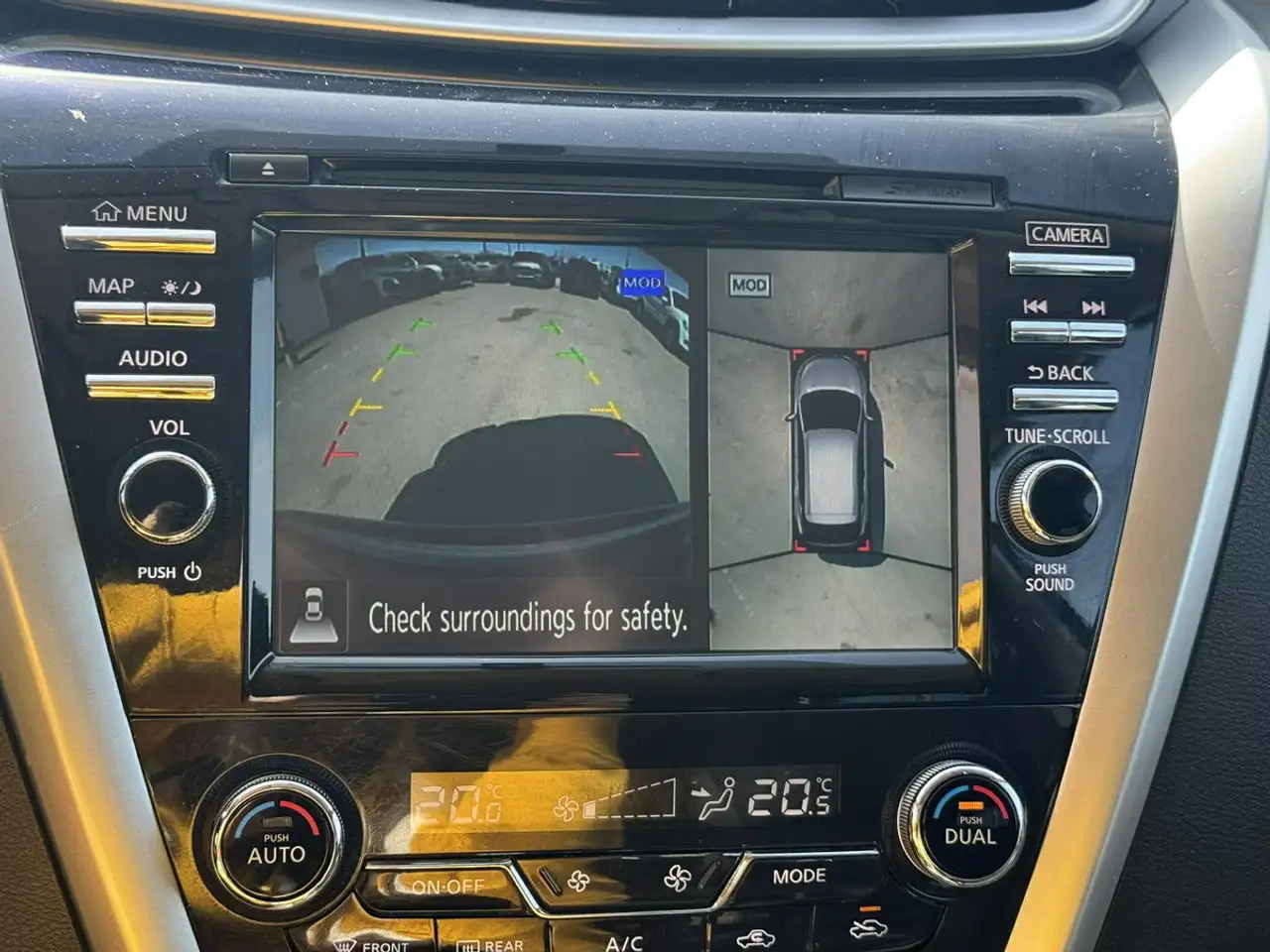 Nissan Murano снимка Nissan Murano