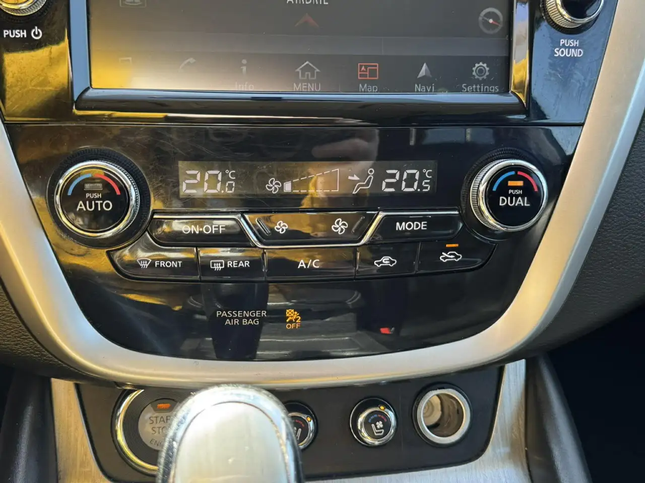 Nissan Murano снимка Nissan Murano