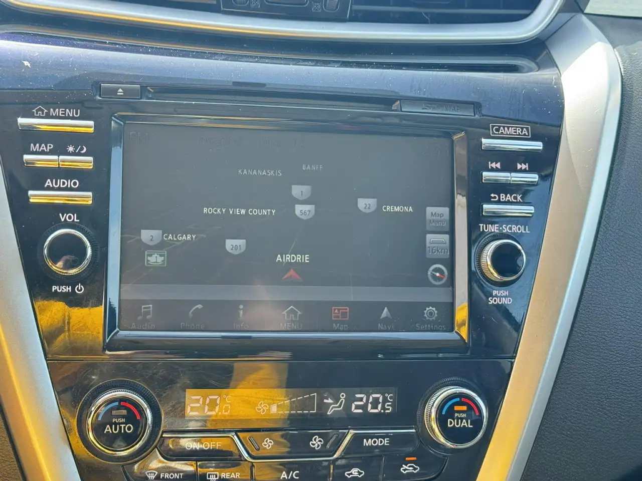 Nissan Murano снимка Nissan Murano