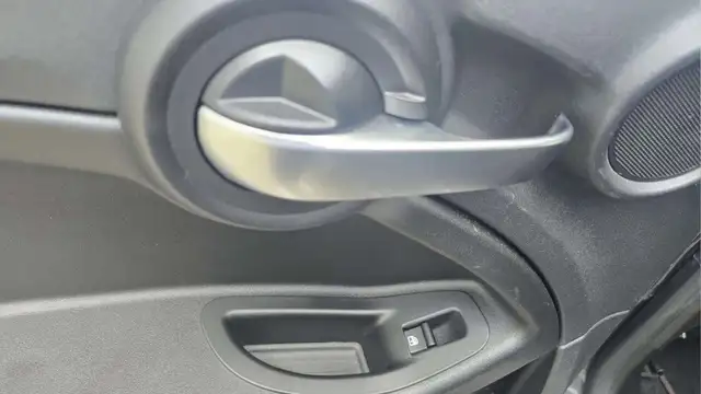 Fiat 500x view 27
