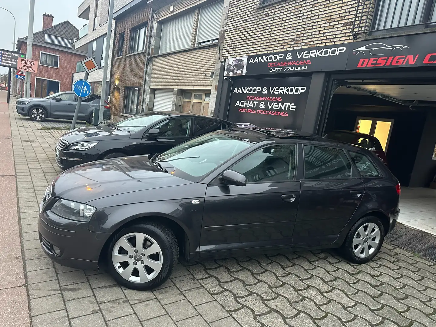 Audi A3 1.9 TDi Toit Panoramic Navigations Clim Gris - 1