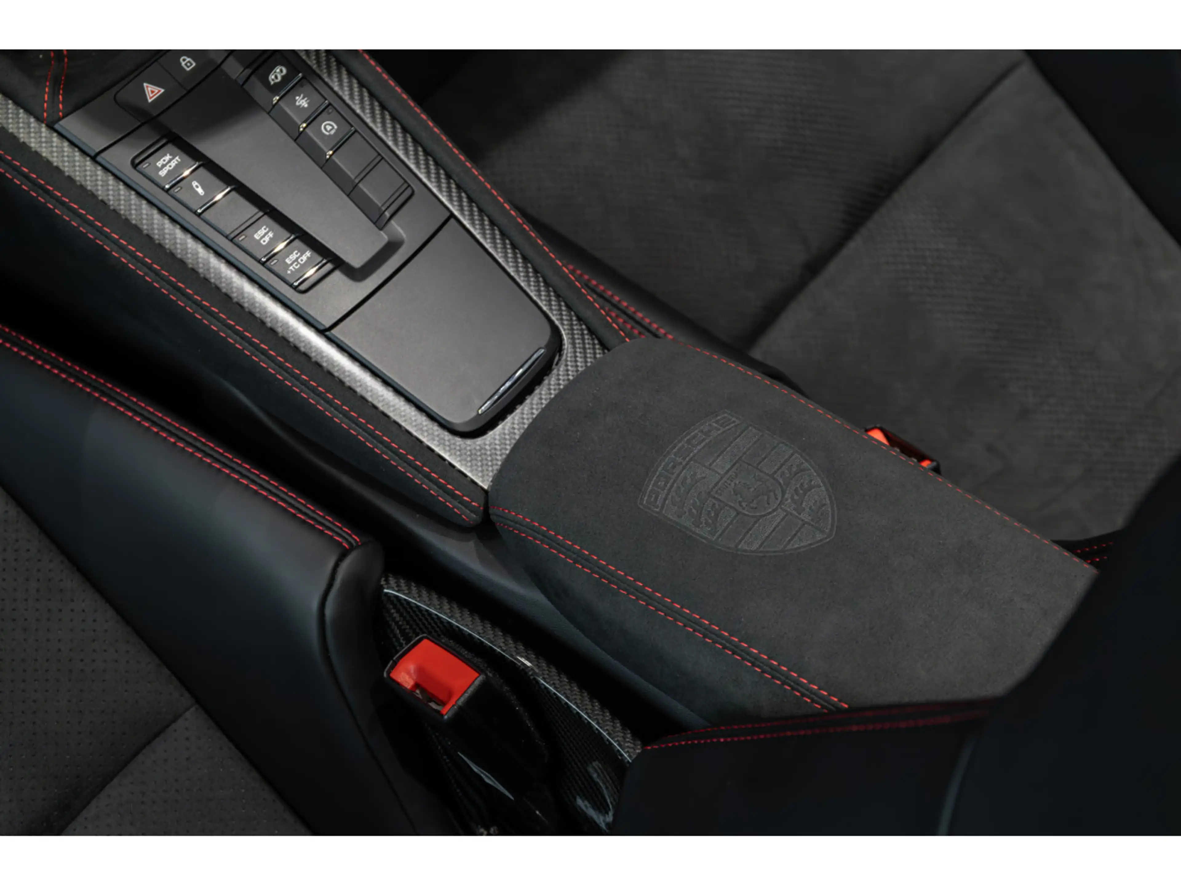 Porsche 718 Spyder Spyder RS — photo 11