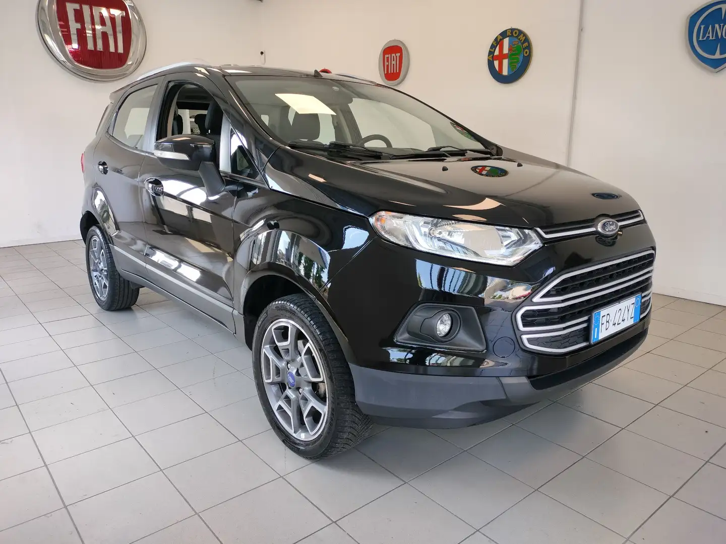 Ford EcoSport 1.0 BENZINA ecoboost Plus 125cv Negro - 1