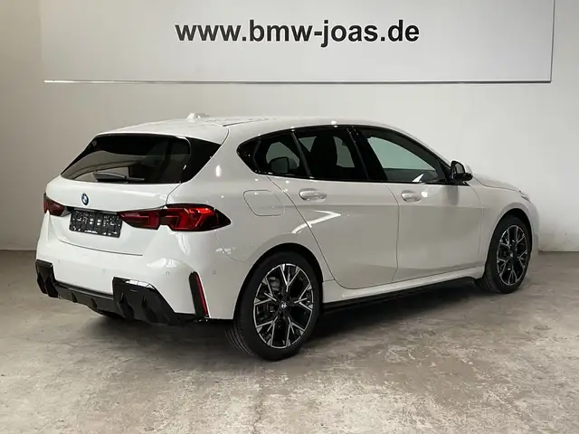 BMW M view 14