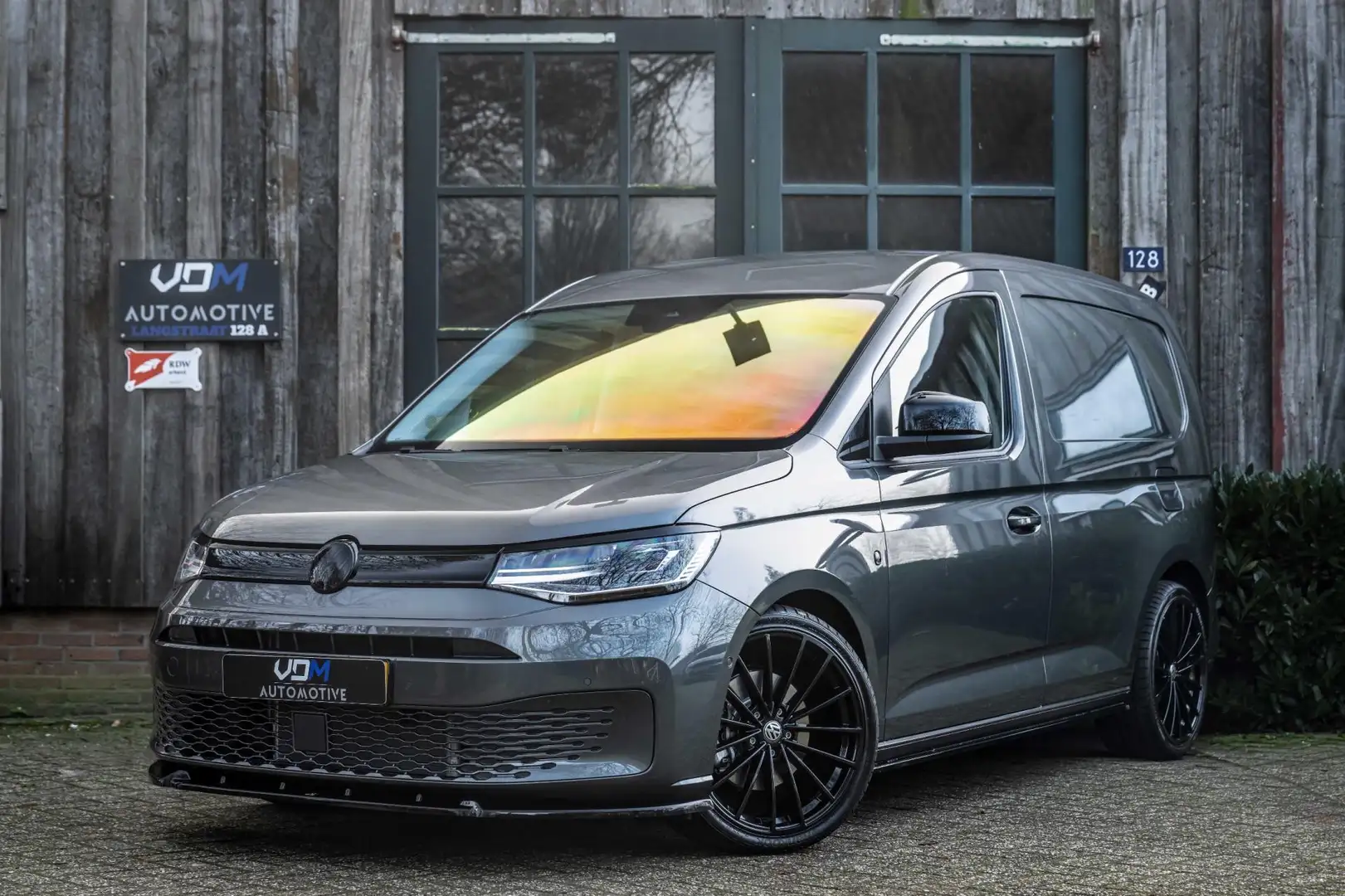 Volkswagen Caddy Cargo 2.0 TDI Exclusive Grau - 1