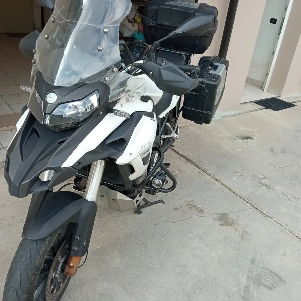 Benelli TRK 502