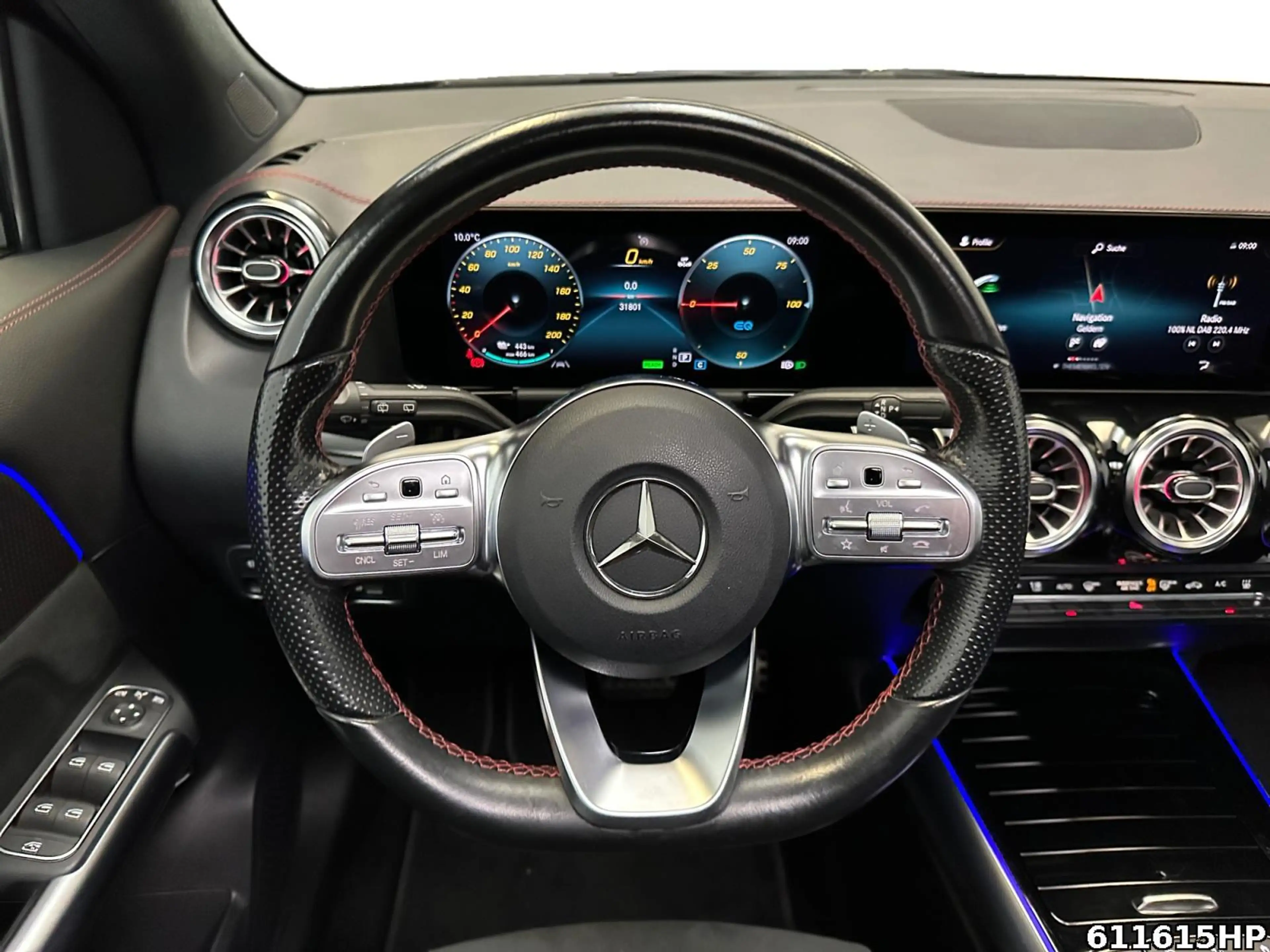 Mercedes-Benz EQA 250 AMG Night Pano 19" Ambiente Rückfahrk. — photo 9