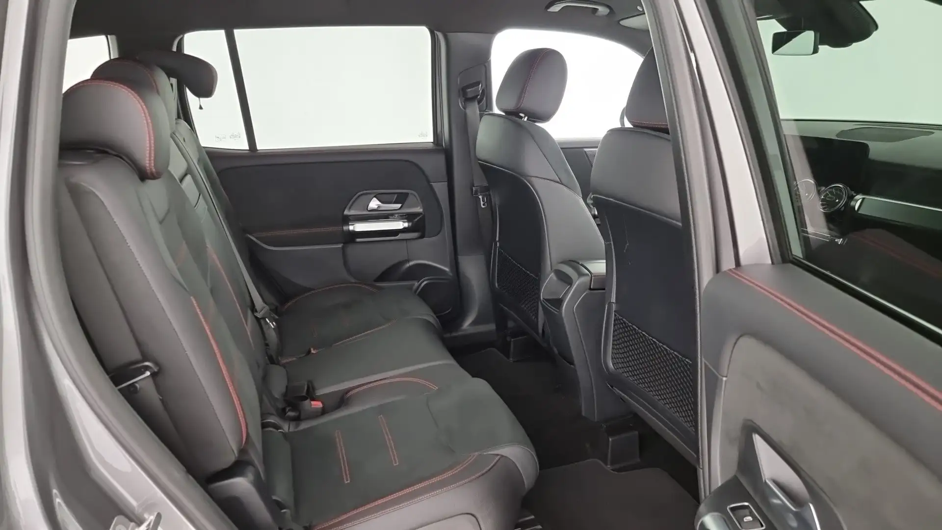 Mercedes-Benz GLB 220 220 d Automatic 4Matic AMG Line Advanced Plus 7 P Grigio - 2