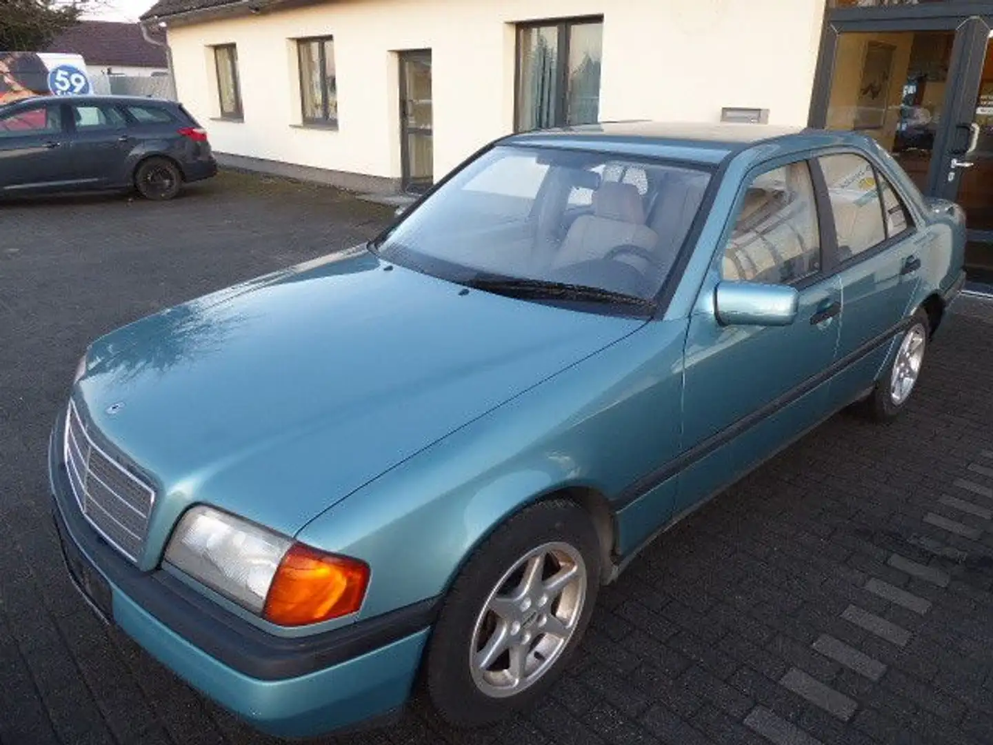 Mercedes-Benz C 180 Blau - 2