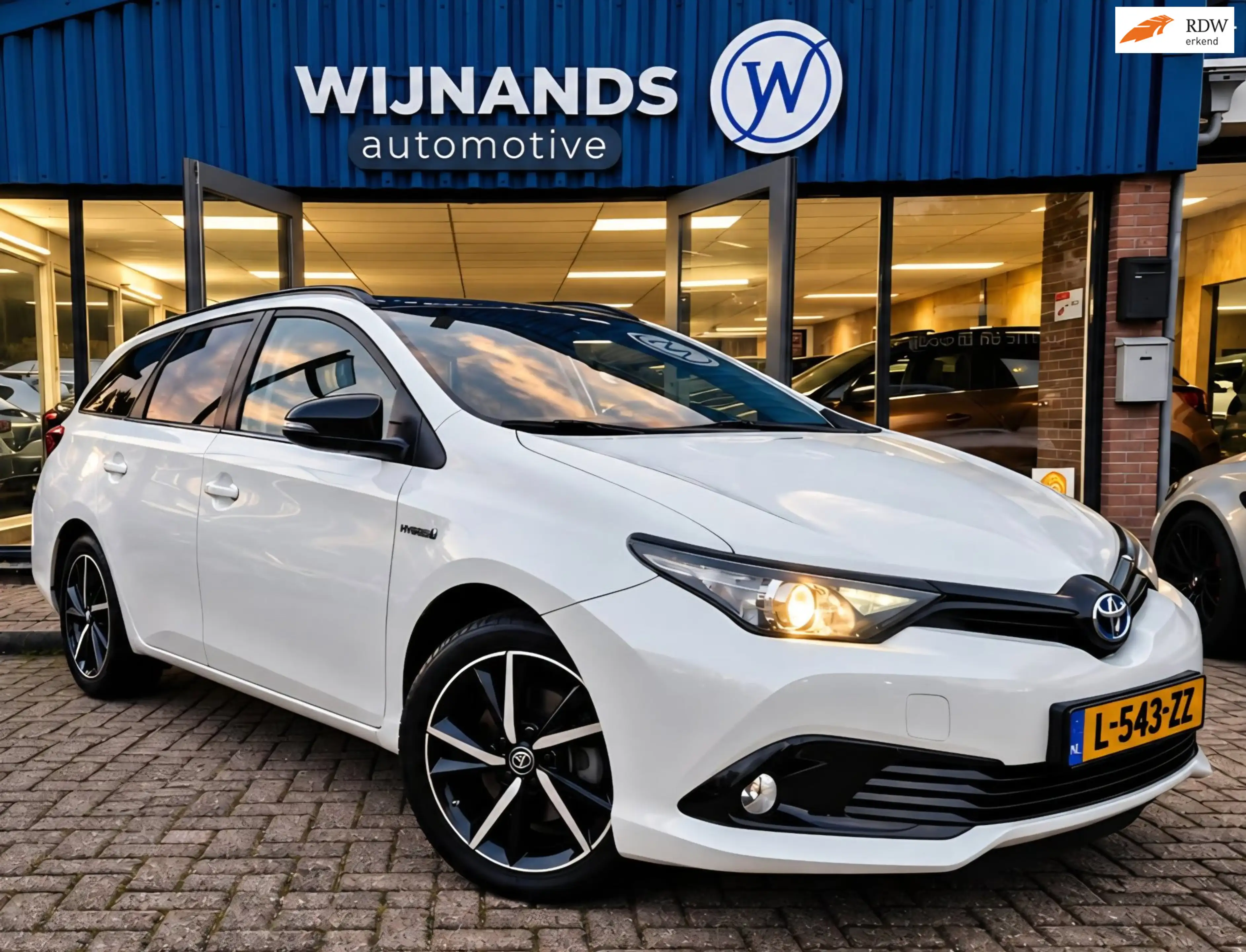 Toyota Auris Touring Sports 1.8 Hybrid Freestyle Cruise Lane