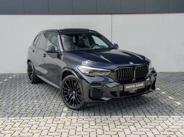 X5 PHEV xDrive45e PANO/HEAD-UP/4 WIELSTURING/LUCHTVERING/CAMERA/MEMORY ZETELS/ADAP CRUISE CONTROL/KEYLESS/CARBONSCHWARZ