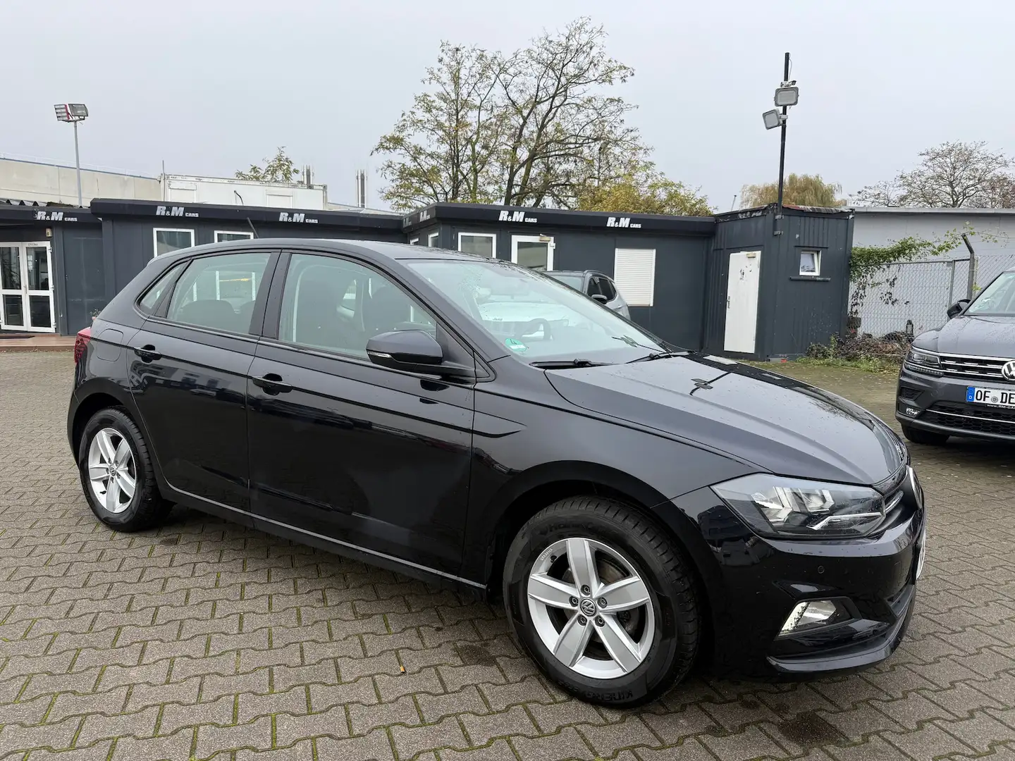Volkswagen Polo 1.0 TSI Comfortline/49tkm Schwarz - 2