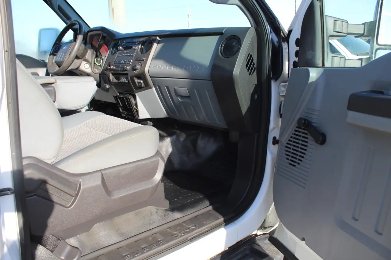 Ford F 550 снимка Ford F 550