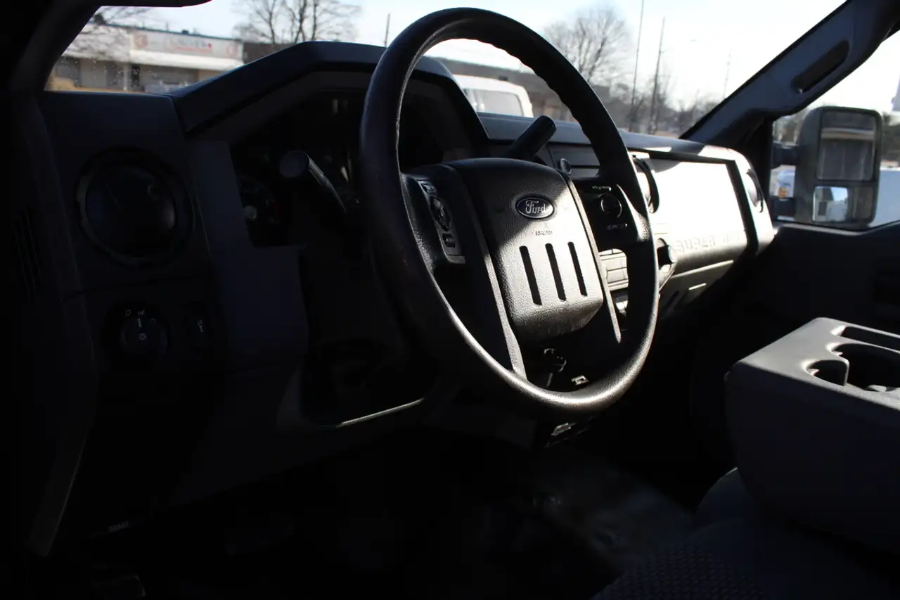Ford F 550 снимка Ford F 550