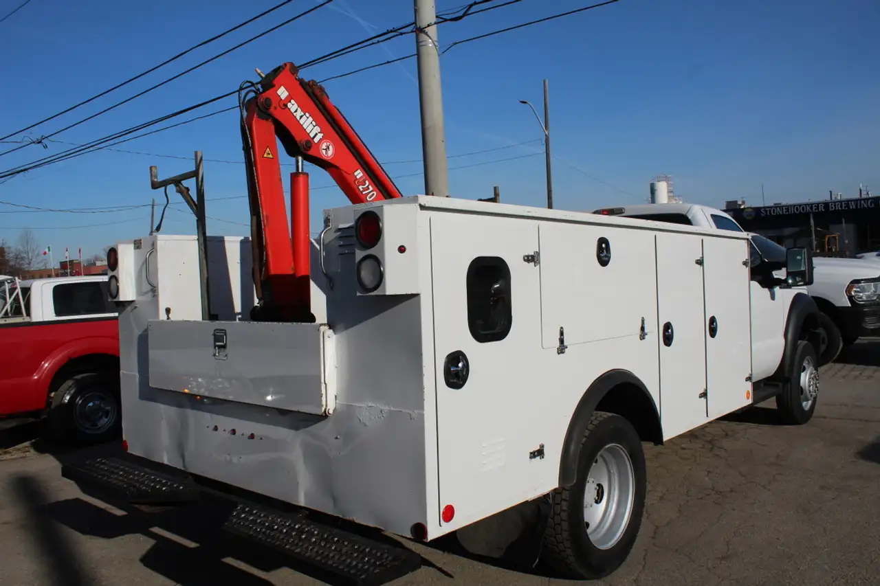 Ford F 550 снимка Ford F 550