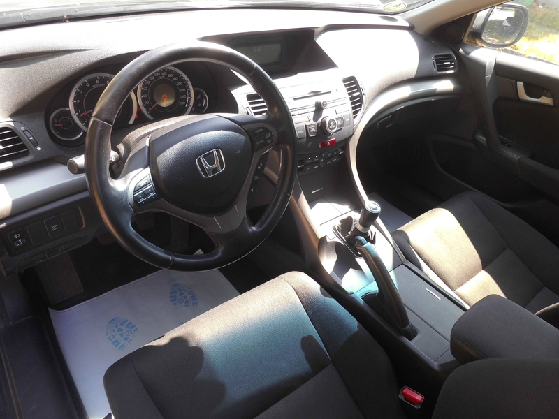 Honda Accord Elegance — photo 9
