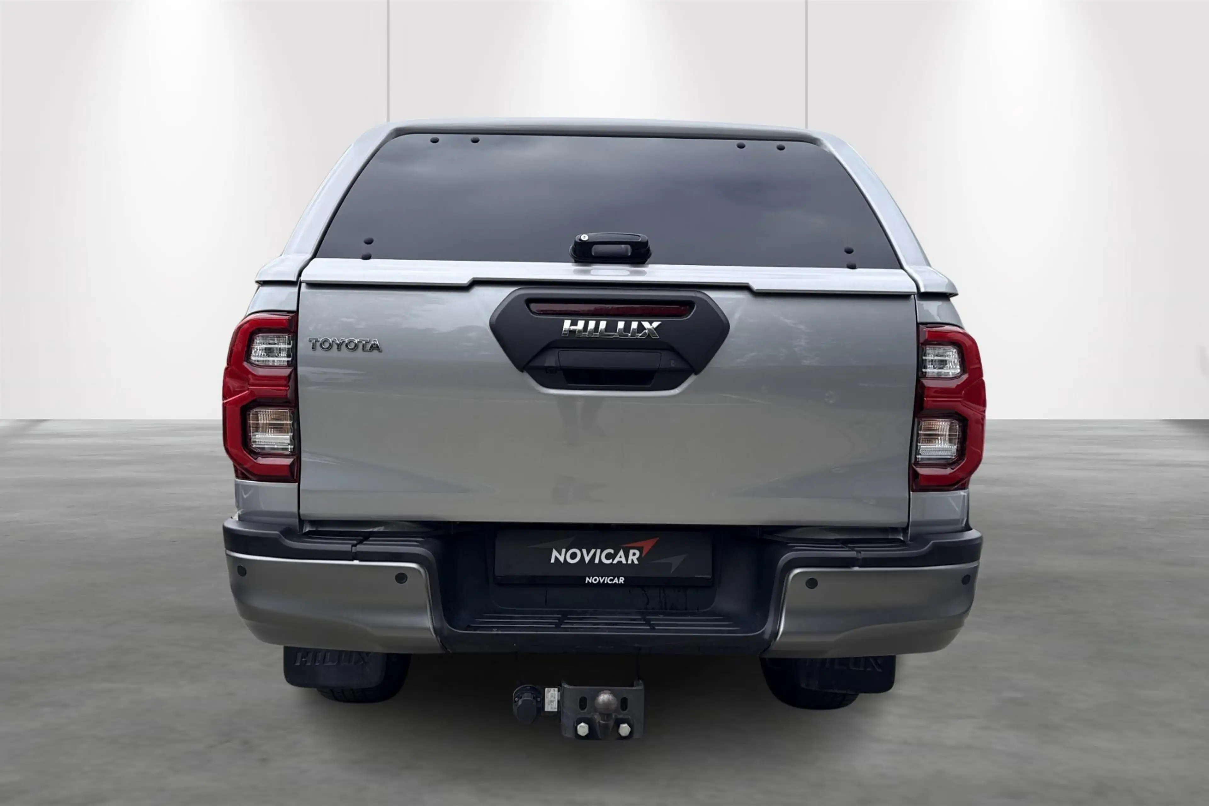 Toyota Hilux 2.8 D-4D Double Cab Aut. Invincible BTW-AUTO — photo 9