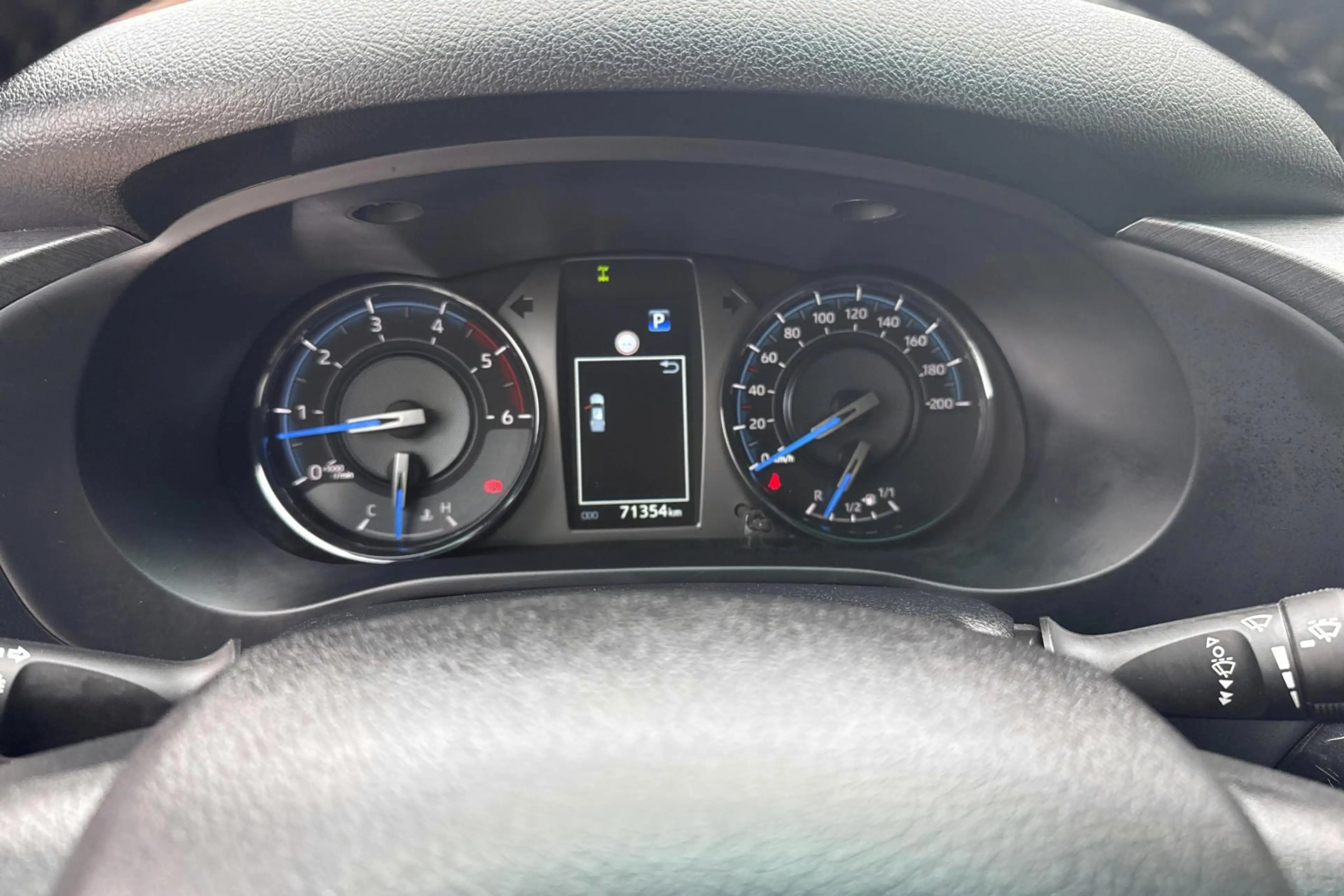 Toyota Hilux 2.8 D-4D Double Cab Aut. Invincible BTW-AUTO — photo 13