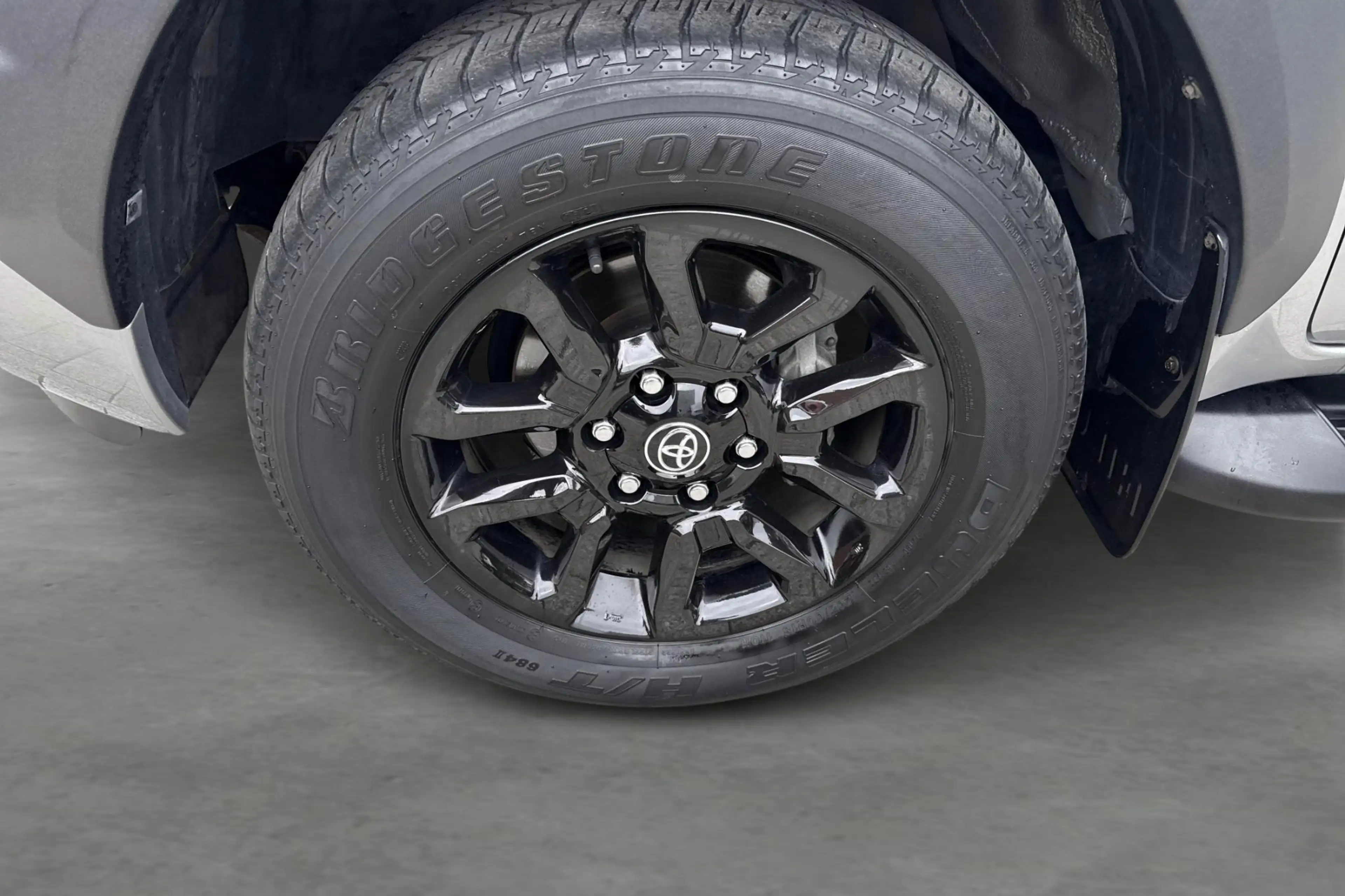 Toyota Hilux 2.8 D-4D Double Cab Aut. Invincible BTW-AUTO — photo 8