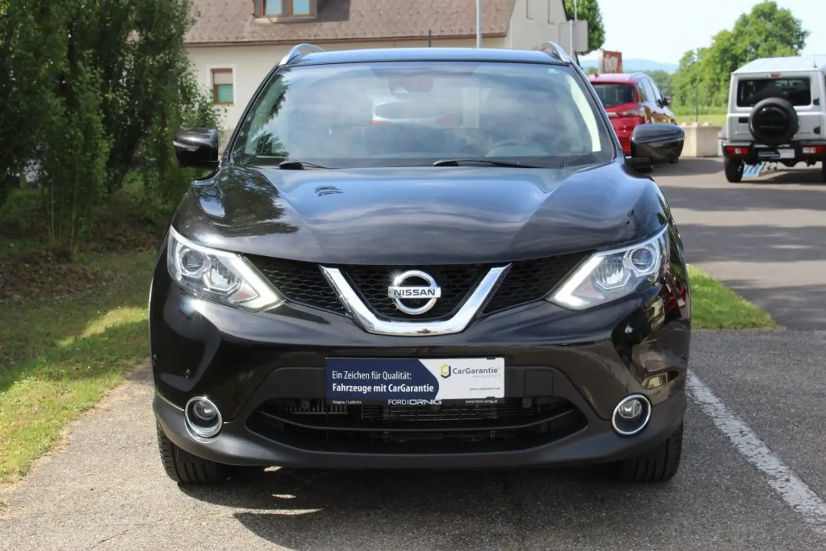 Nissan Qashqai Tekna 1,6 dCi Aut. Schwarz - 2