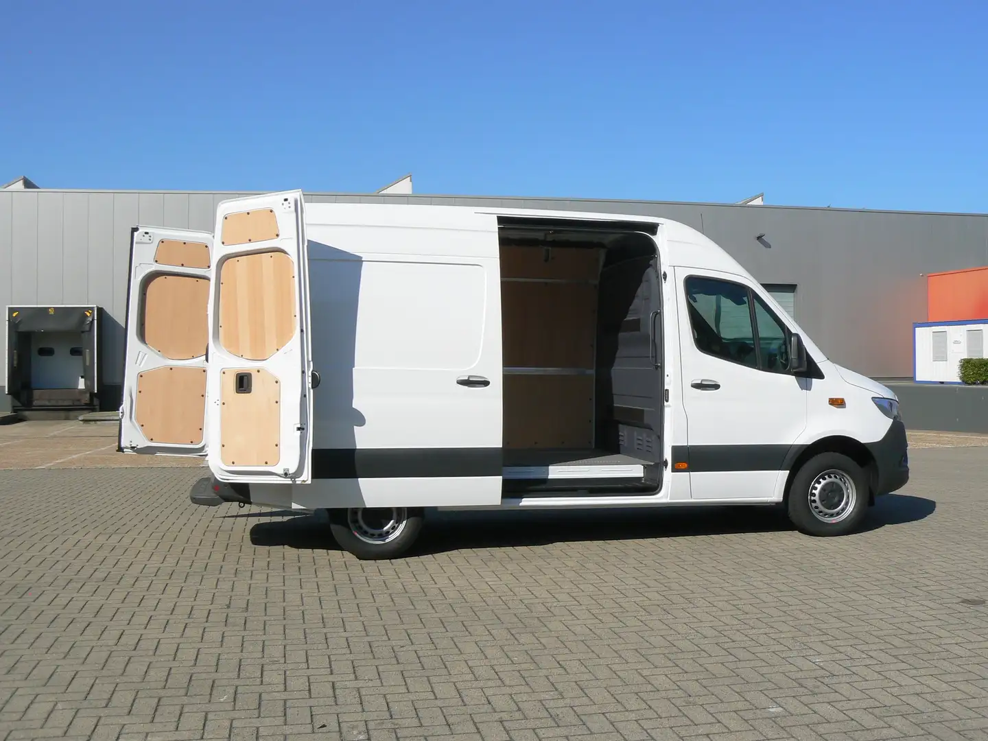 Mercedes-Benz Sprinter 317CDI L2/H2- 30700+BTW NAVIGATIE CAMERA 360° Blanc - 1