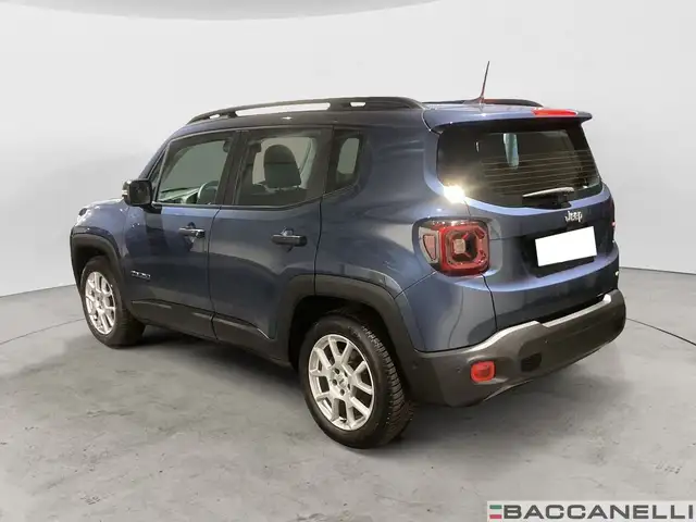 Jeep Renegade view 2