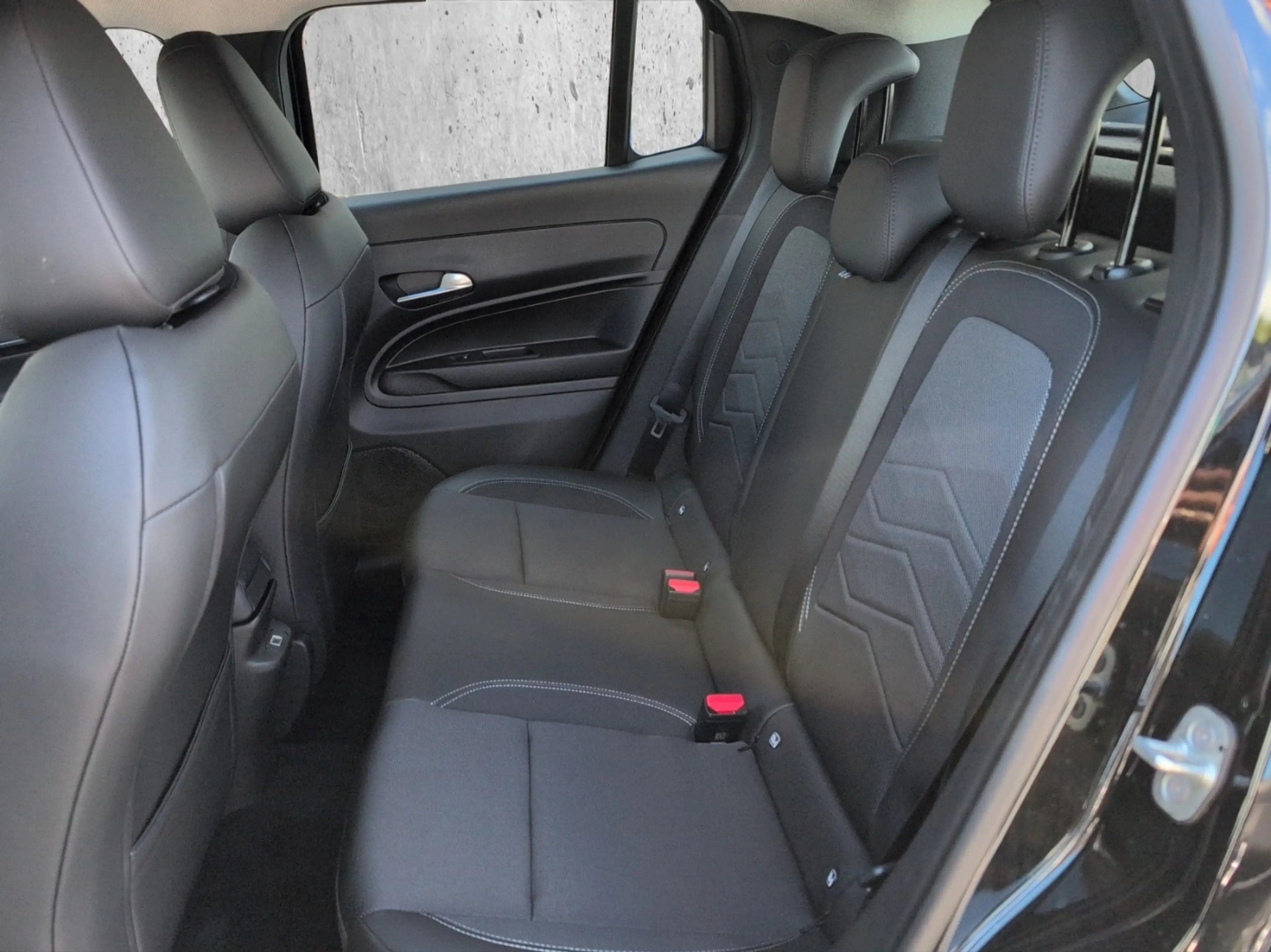 Jeep Avenger 1.2 Mhev Altitude ''LED''ACC''PDC''' — photo 15