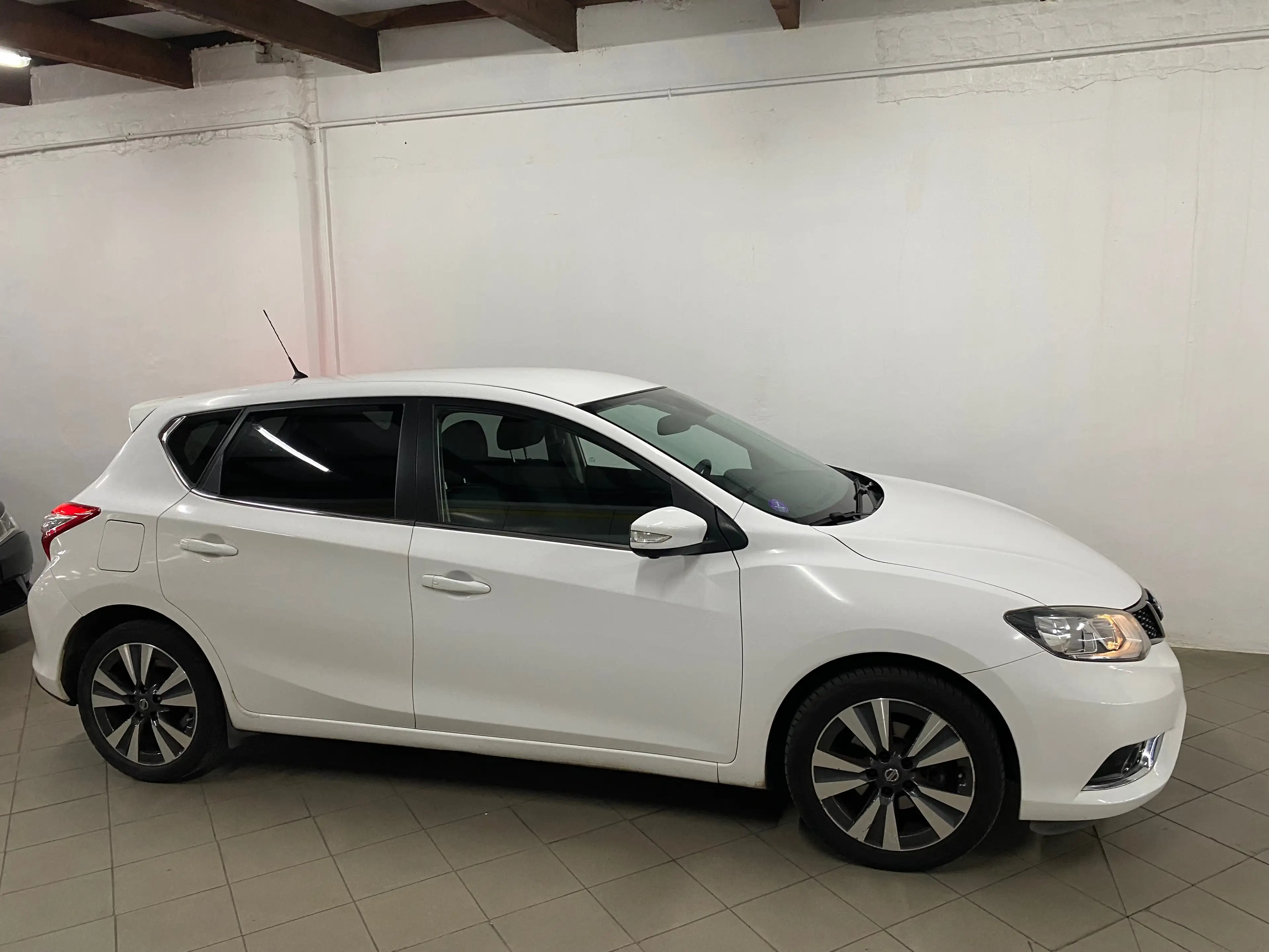 Nissan Pulsar Automatic 1.2 DIG-T Tekna Xtronic — photo 4