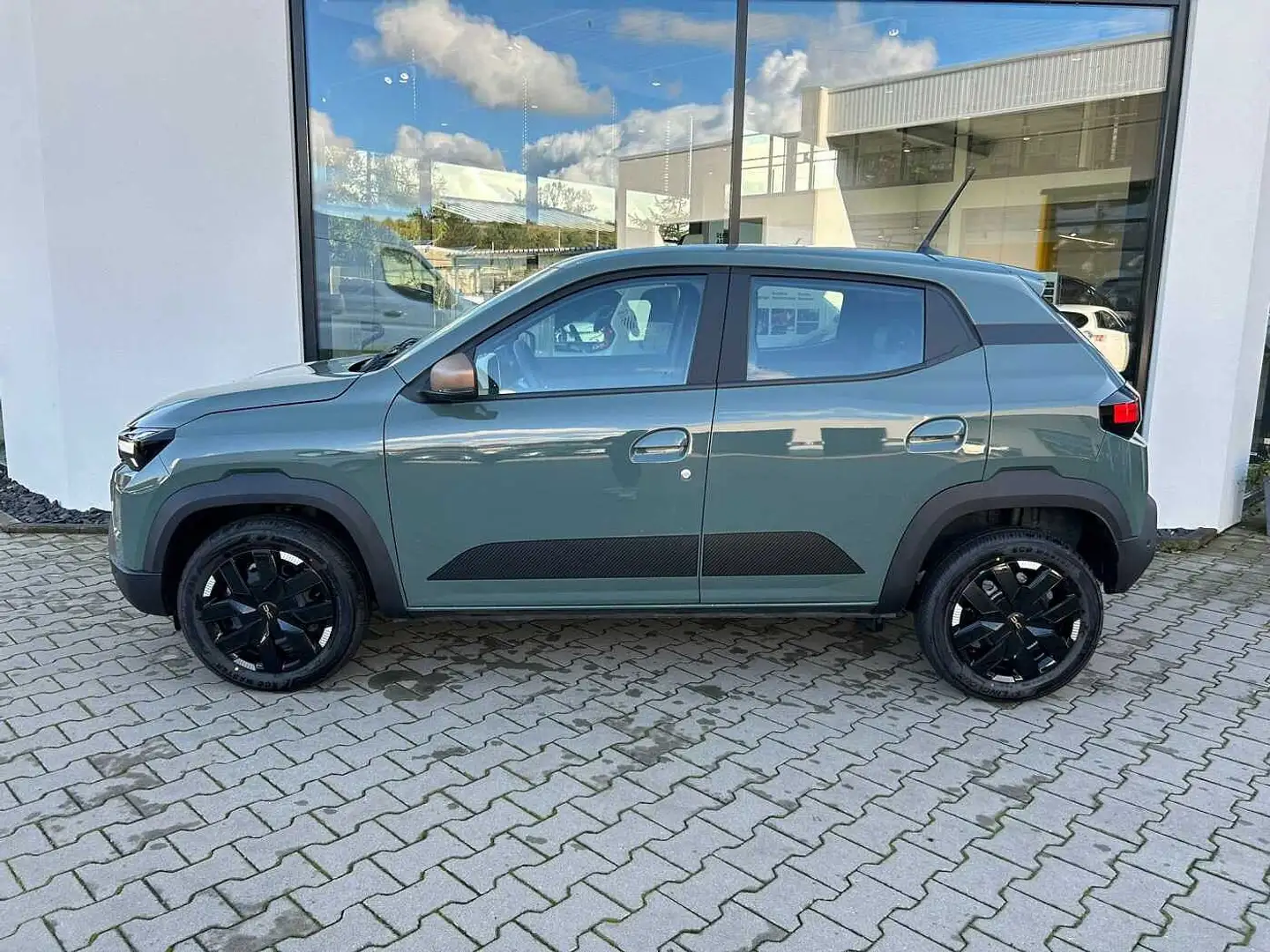 Dacia Spring Extreme Electric 65 +CCS Verde - 2