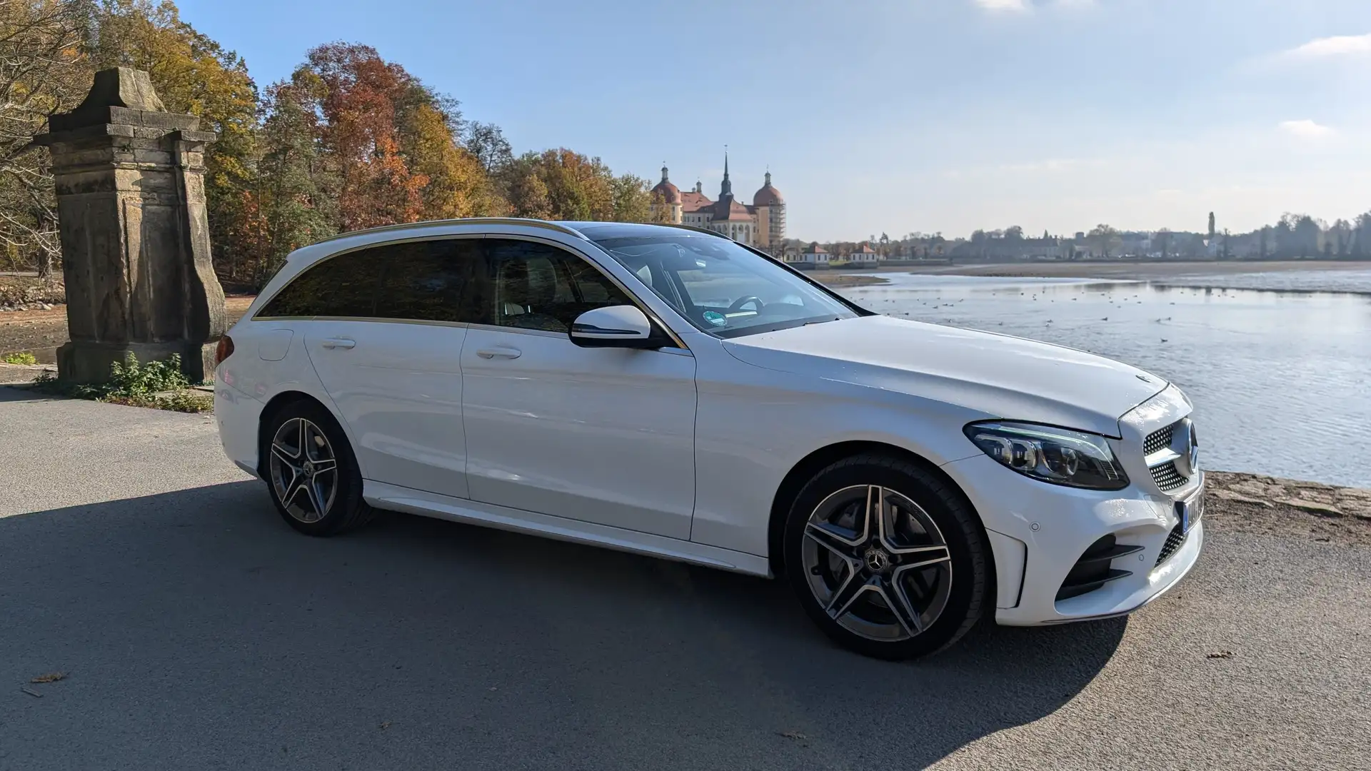 Mercedes-Benz C 400 C-Klasse T-Modell 4Matic T 9G-TRONIC AMG Line Weiß - 2