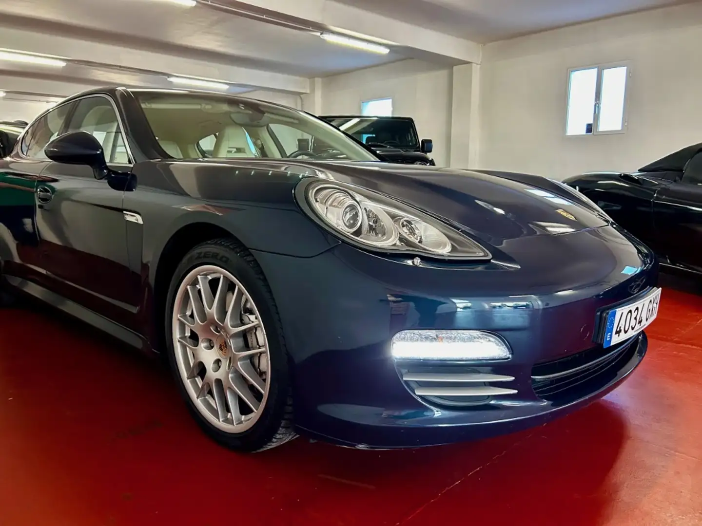 Porsche Panamera 4S Aut. Azul - 2
