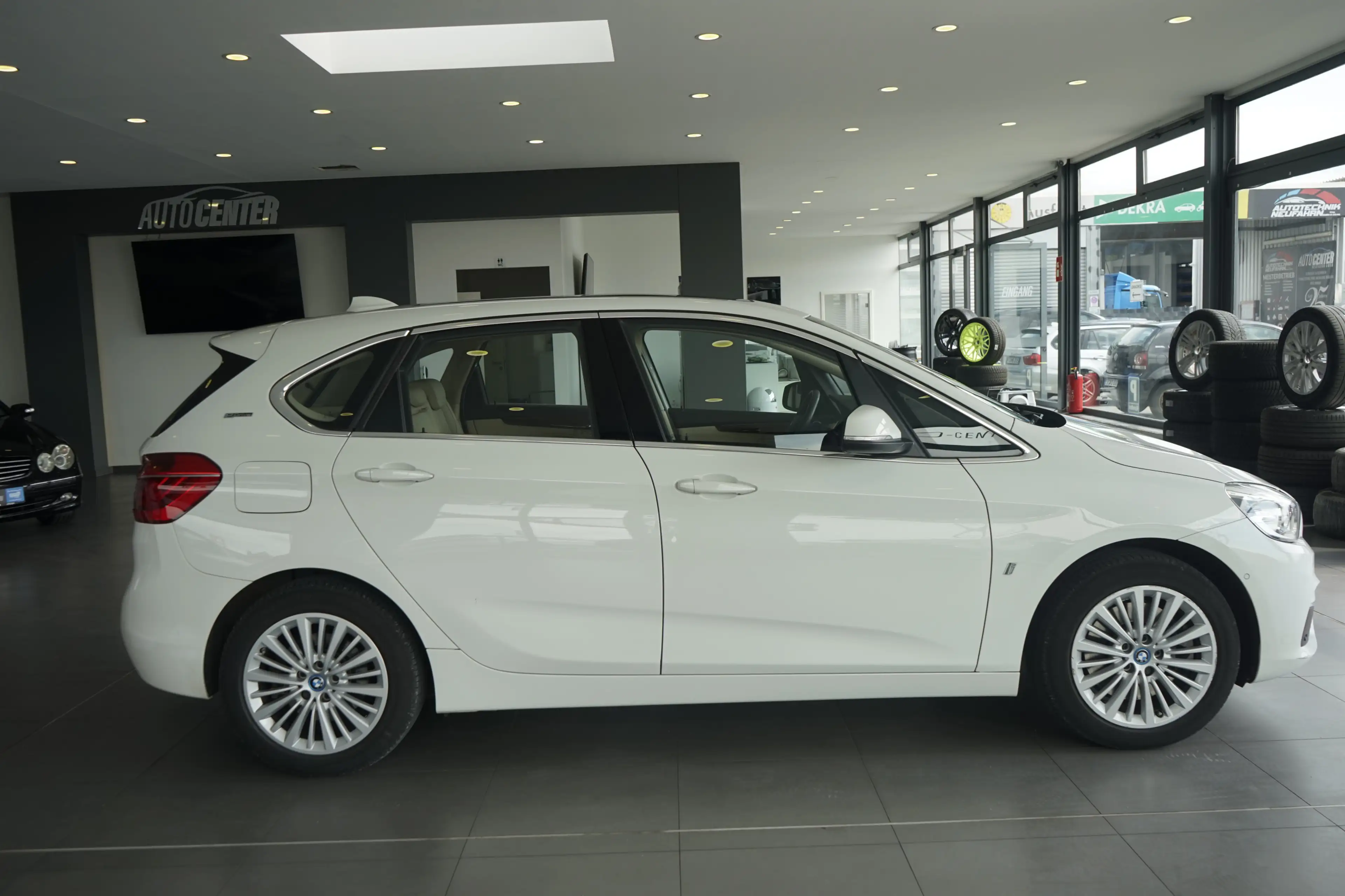 BMW 225 Luxury Line Navi+Pano+LED+Leder+Keyless+PDC+Busine — photo 8