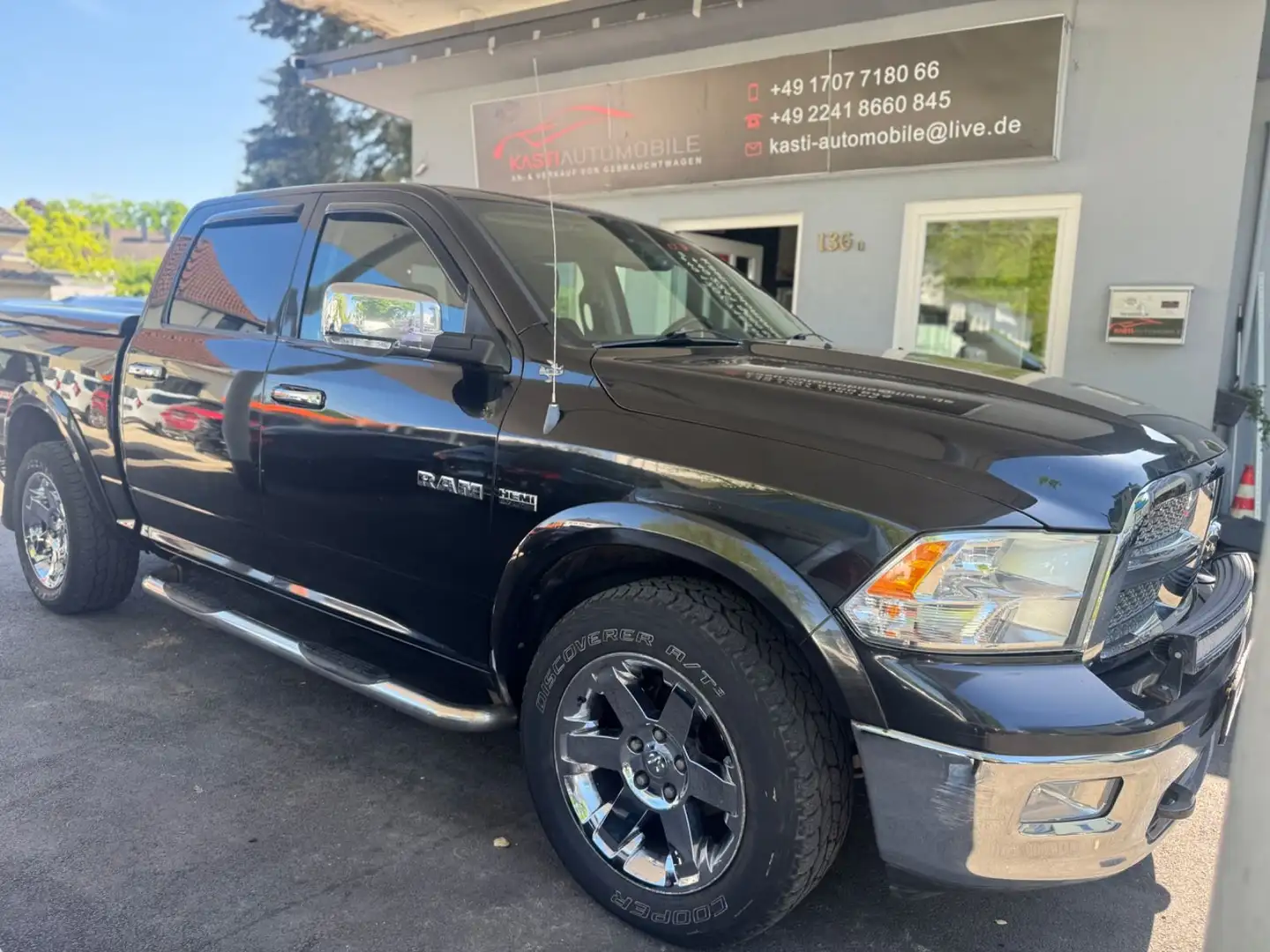 Dodge RAM 5.7 HEMI LPG Pinz Leder Klima Schwarz - 1