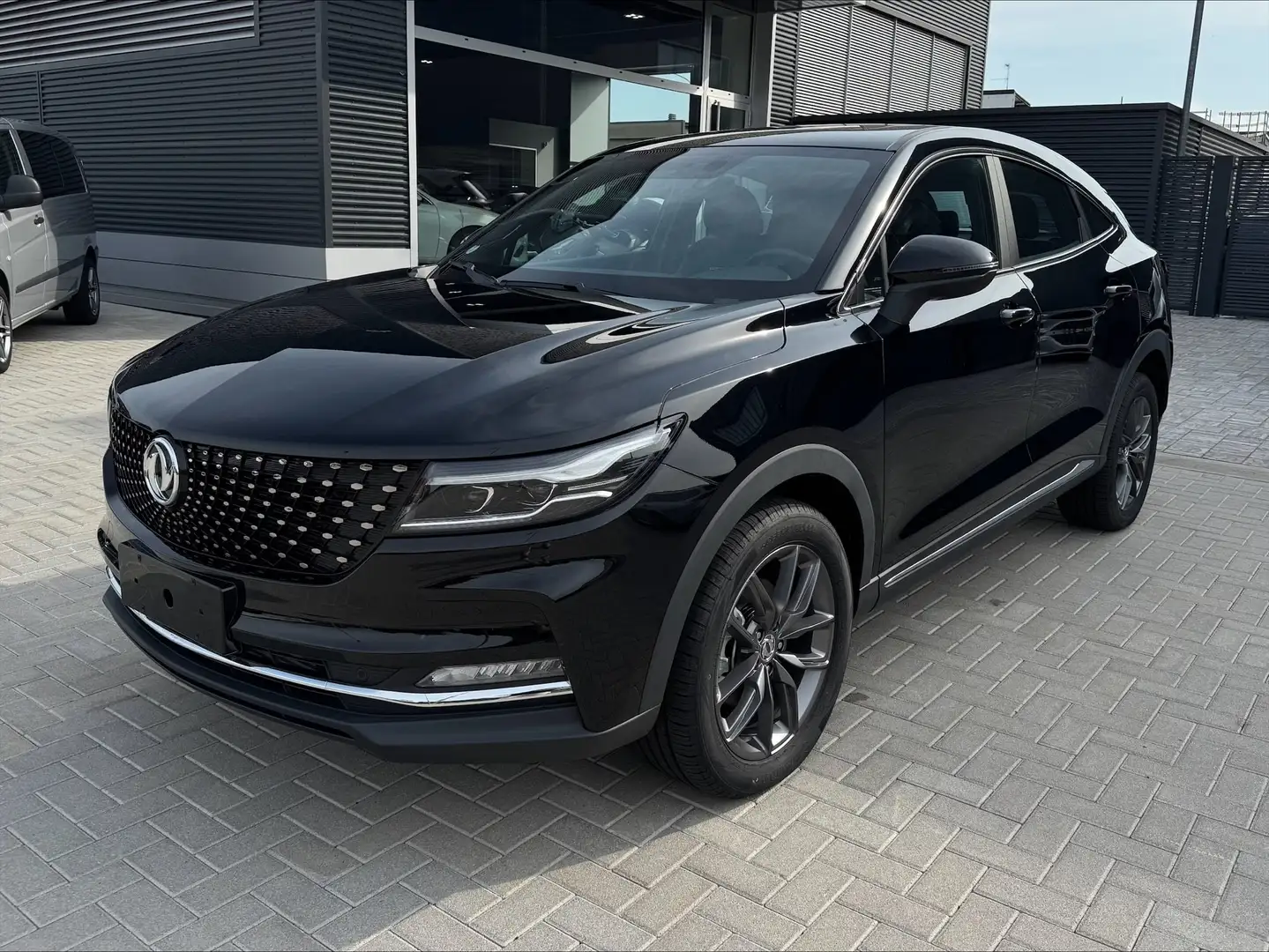 DFSK F5 F5 COUPE 1.5 (Anche GPL) Zwart - 1