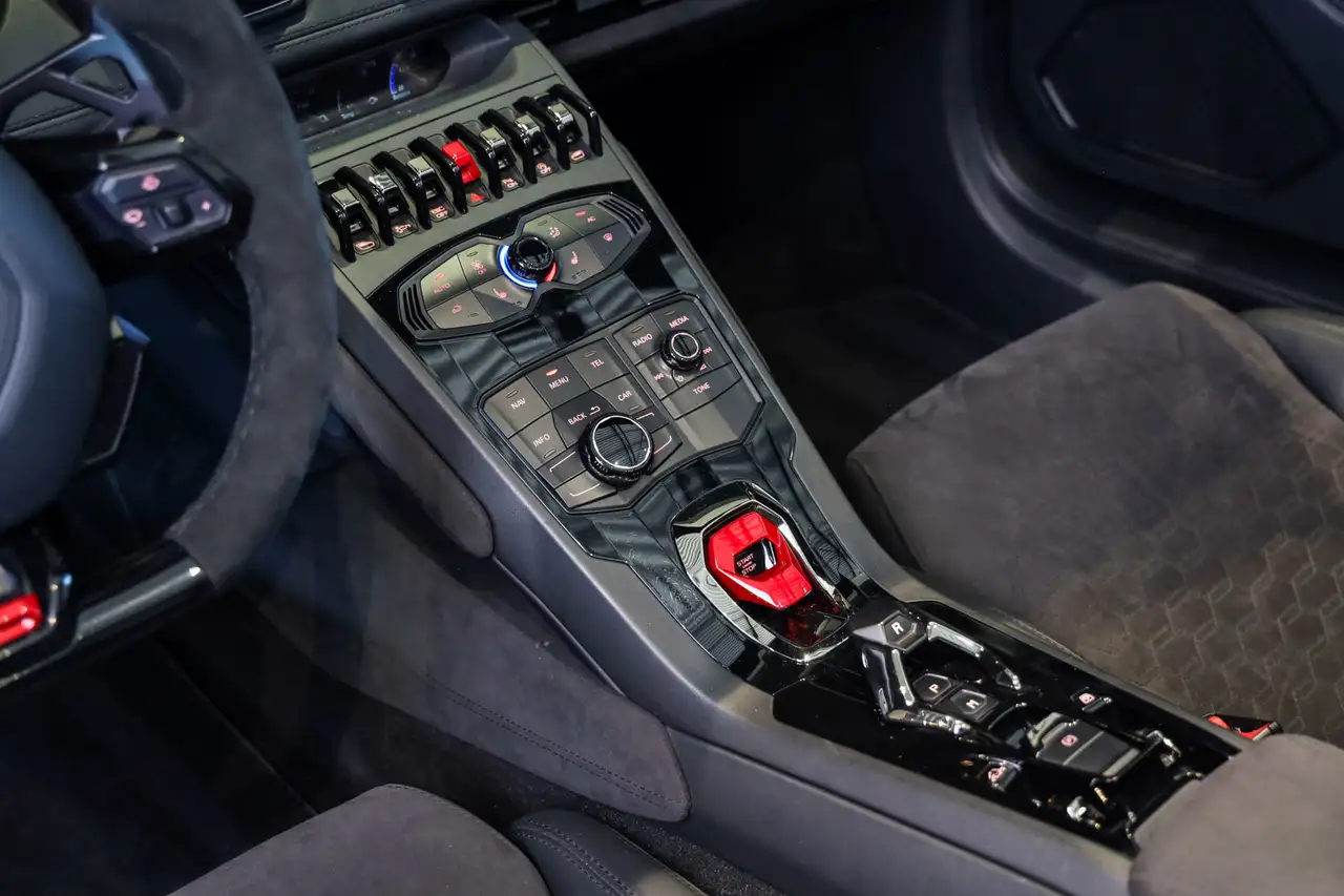 Lamborghini Huracán — photo 21 sur 39