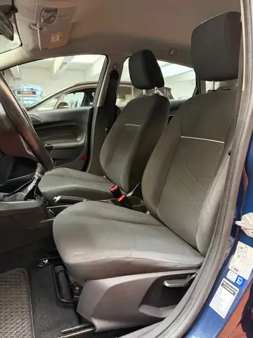 Ford Fiesta view 5