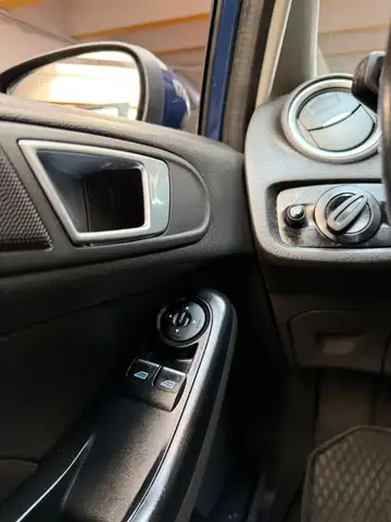 Ford Fiesta view 12