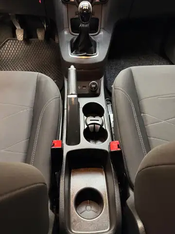 Ford Fiesta view 8
