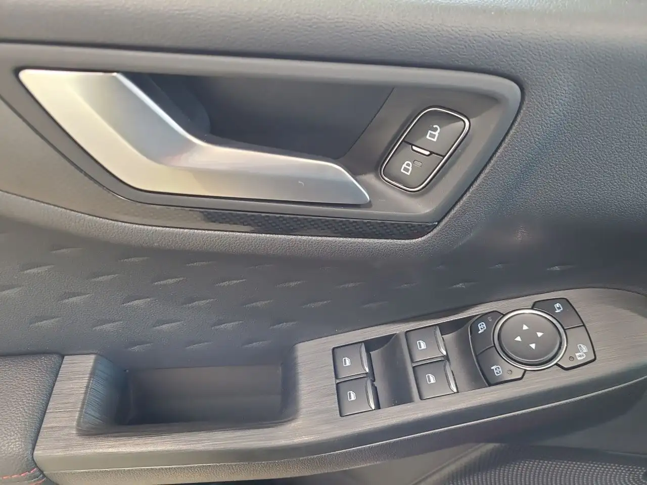 2021 Ford Kuga Plug-In Hybrid ST-Line X Bluetooth Navi LED, photograph 8