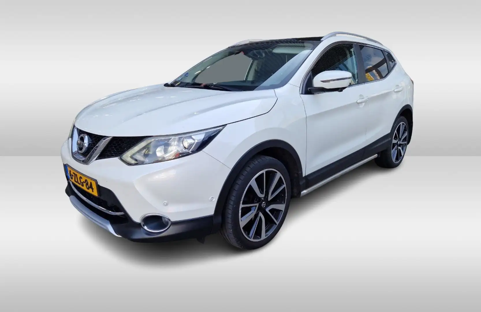 Nissan Qashqai 1.6 dCi Tekna / Trekhaak / Panoramadak / 360Camera Biały - 1