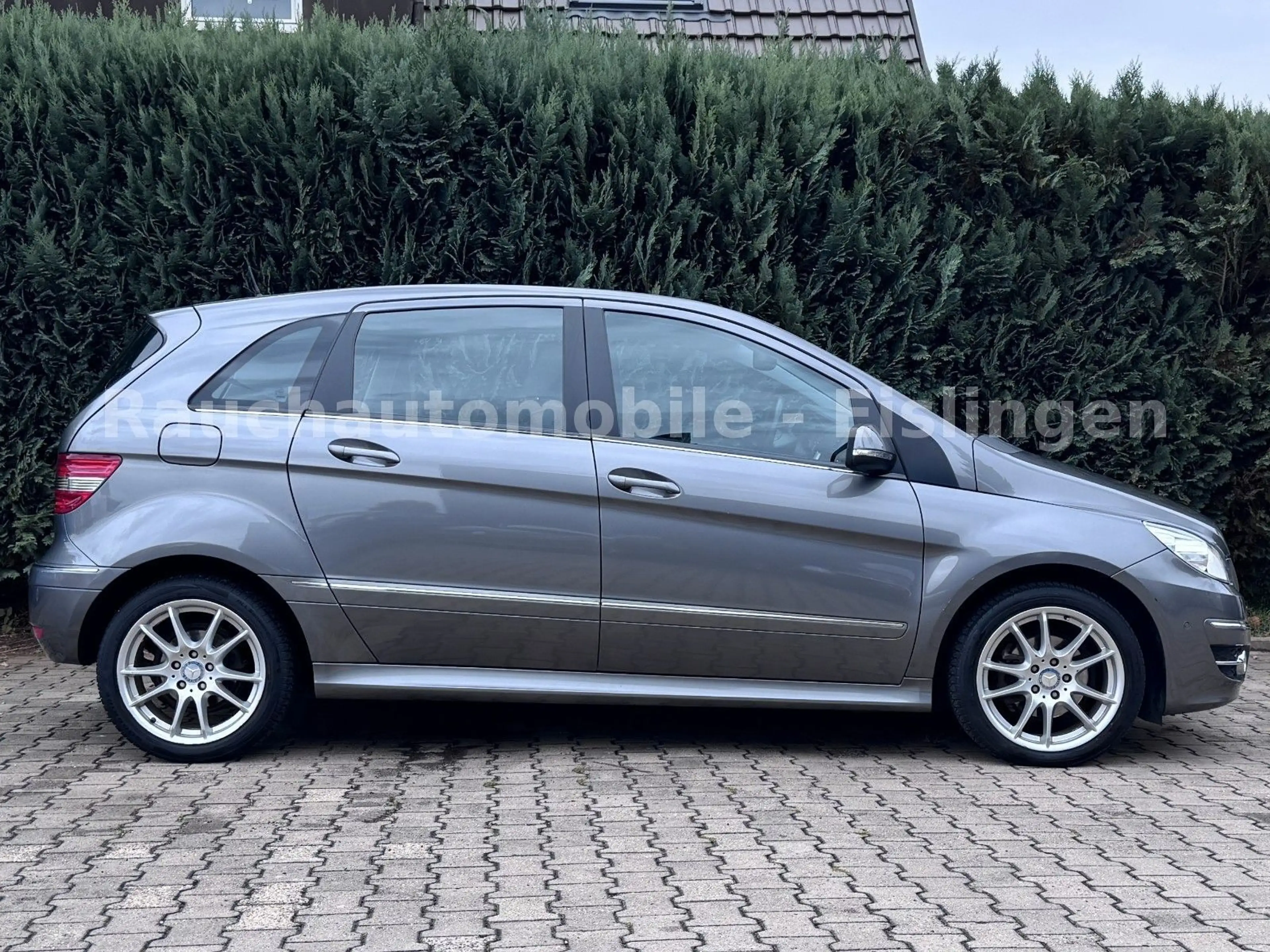 Mercedes-Benz B 180 Automatik,Tempomat,Sitzheizung,Alu,e.Fenst — photo 3