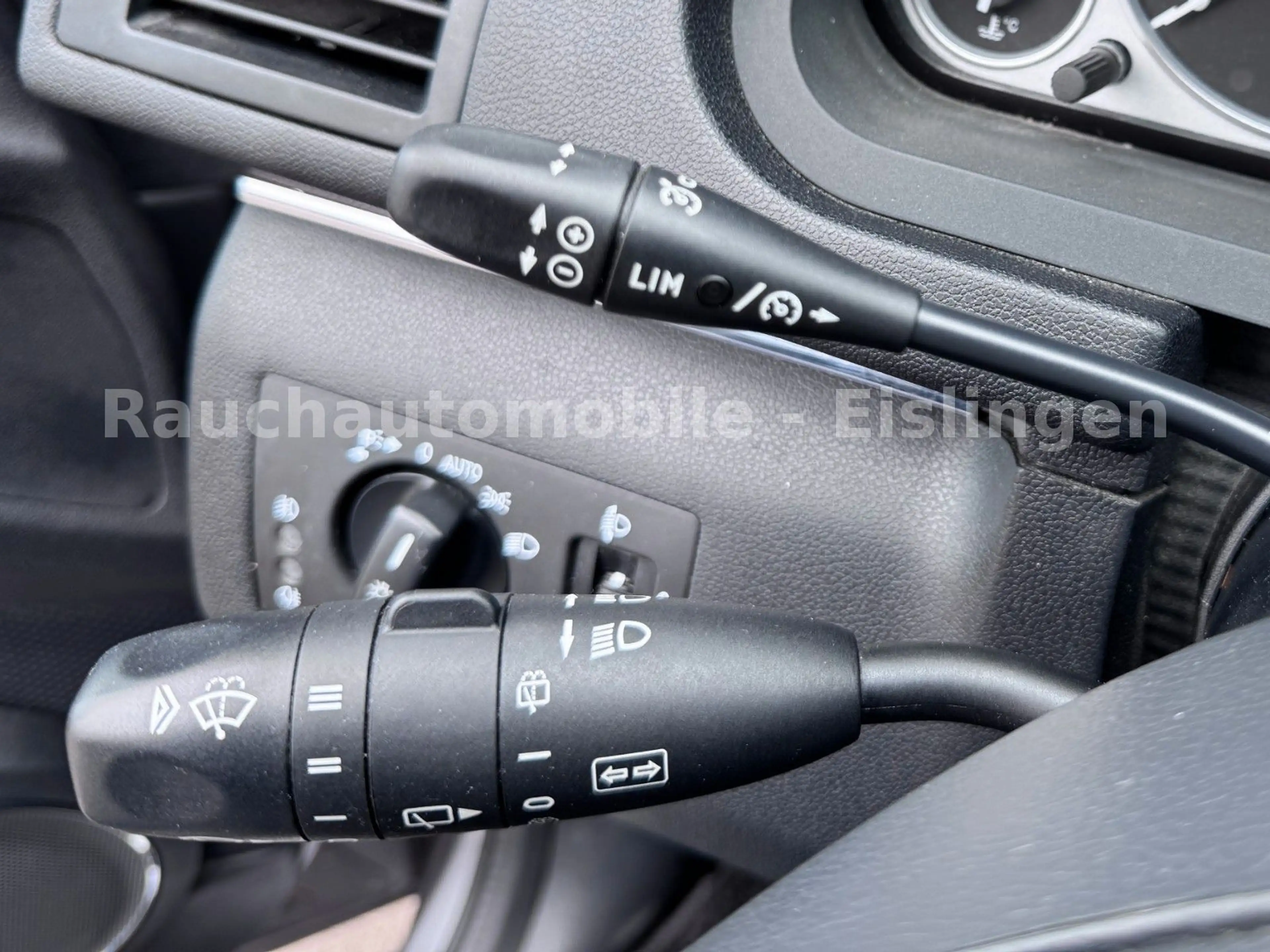 Mercedes-Benz B 180 Automatik,Tempomat,Sitzheizung,Alu,e.Fenst — photo 19