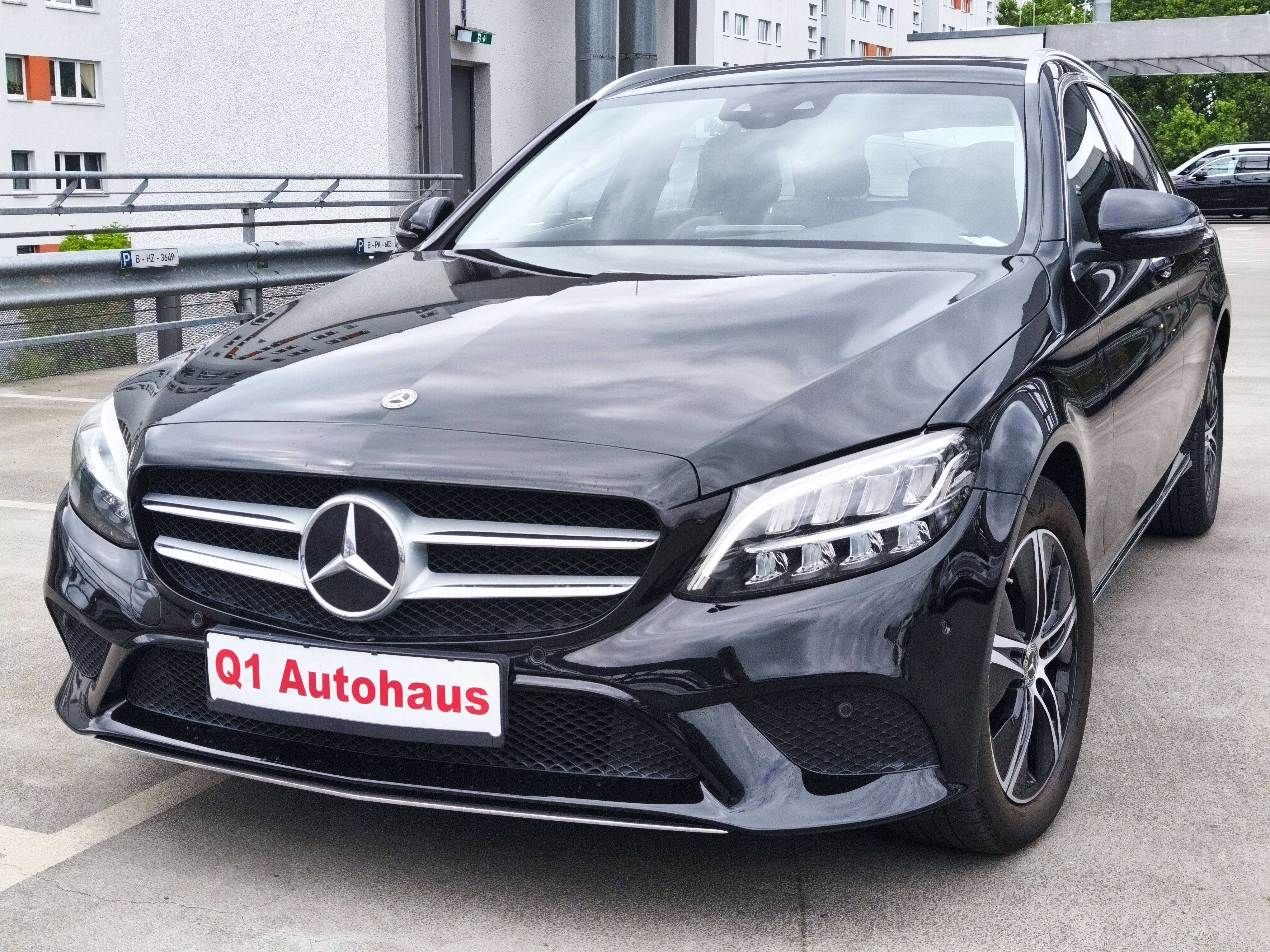Mercedes-Benz C 220