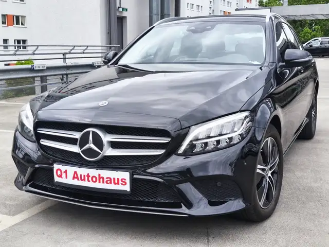 Mercedes-Benz C 220 C 220 d AVANTGARDE 9G/LED/T.LEDER/SHZ/KEYLESSGO/NAVI/DAB/CARPLAY/PARKASSIST+/TEMPOMAT/LORDOSE